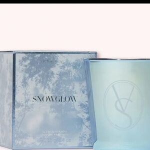 Victoria's Secret Snowglow Scented Candle New